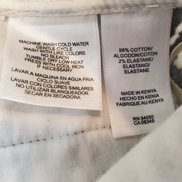 Jones New York sports stretch shorts - Picture 9 of 10